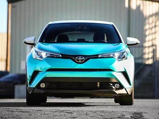 豐田最新車型發(fā)布，創(chuàng)新與保守之間的策略抉擇引人矚目！